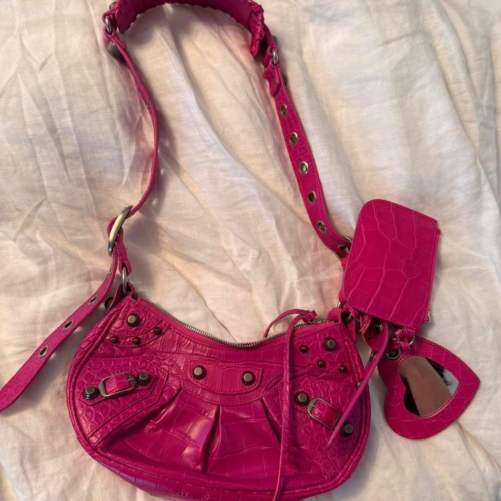 balenciaga le cagole xs